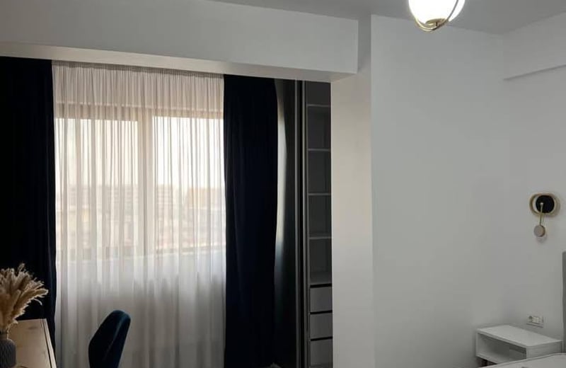 Alquiler de un cómodo apartamento amueblado de 2 habitaciones, 55 m², Constanța, Rumanía